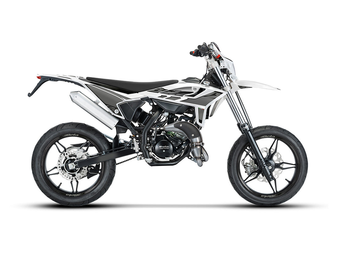 Beta RR MOTARD 2T 50 sport, colore bianco, veicolo completo