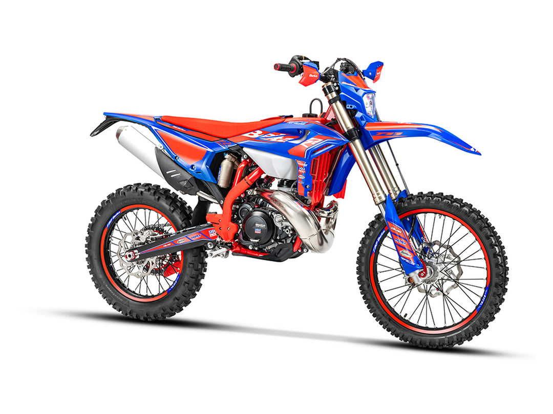 Beta RR RACE 2T 250 MY26, colore rosso/blu, veicolo completo, foto ufficiale di gamma