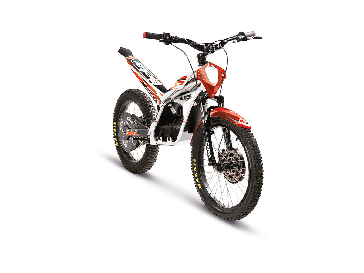Beta MINITRIAL ELECTRIC 20", colore rosso, veicolo completo